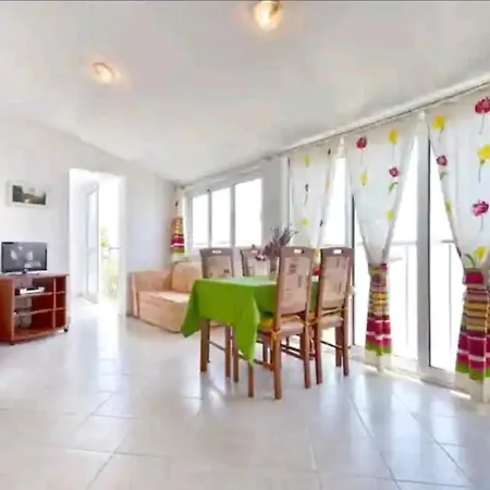 Appartement Family Away On The Beach, Free Parking At The House *