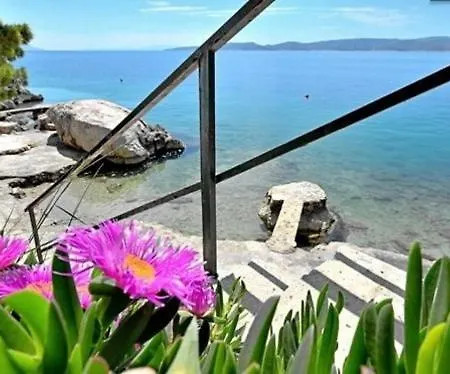 Family Away On The Beach, Free Parking At The House Appartement
