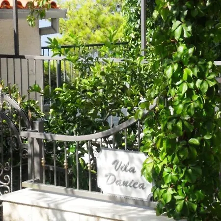 Family Away On The Beach, Free Parking At The House Appartement *