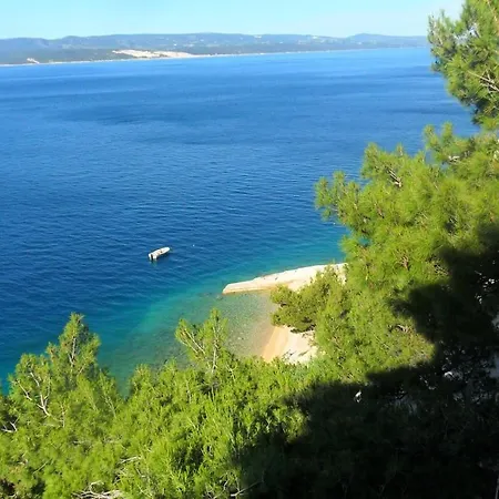 Appartement Family Away On The Beach, Free Parking At The House Marusici (Split-Dalmatia)